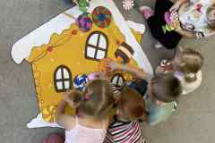 postaci-z-bajek-2025-8